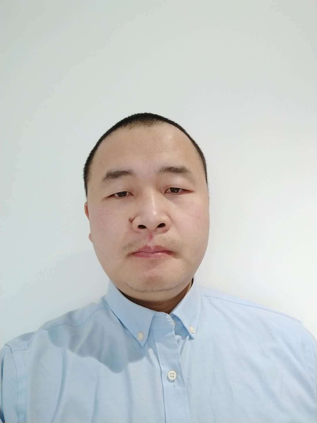 刘风华