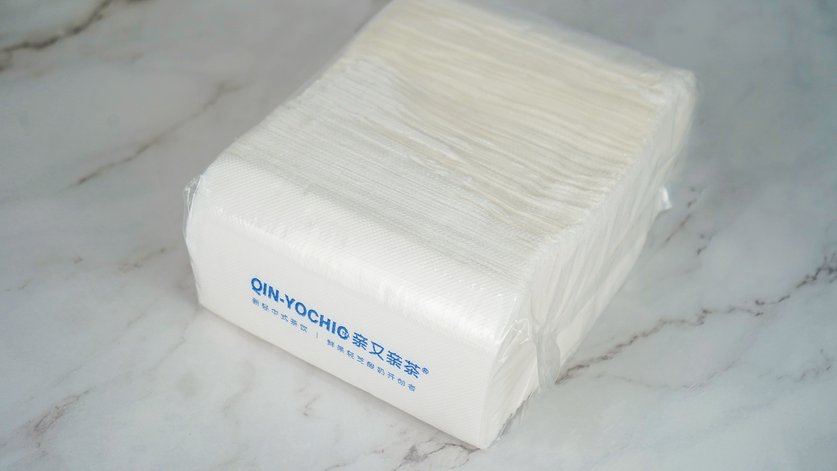 White Off-fold 30*30cm 1Ply Dispenser Napkins White Off-fold 30*30cm 1Ply Dispenser Napkins