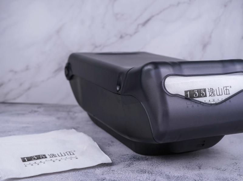 Off-fold Dispenser Off-fold Dispenser