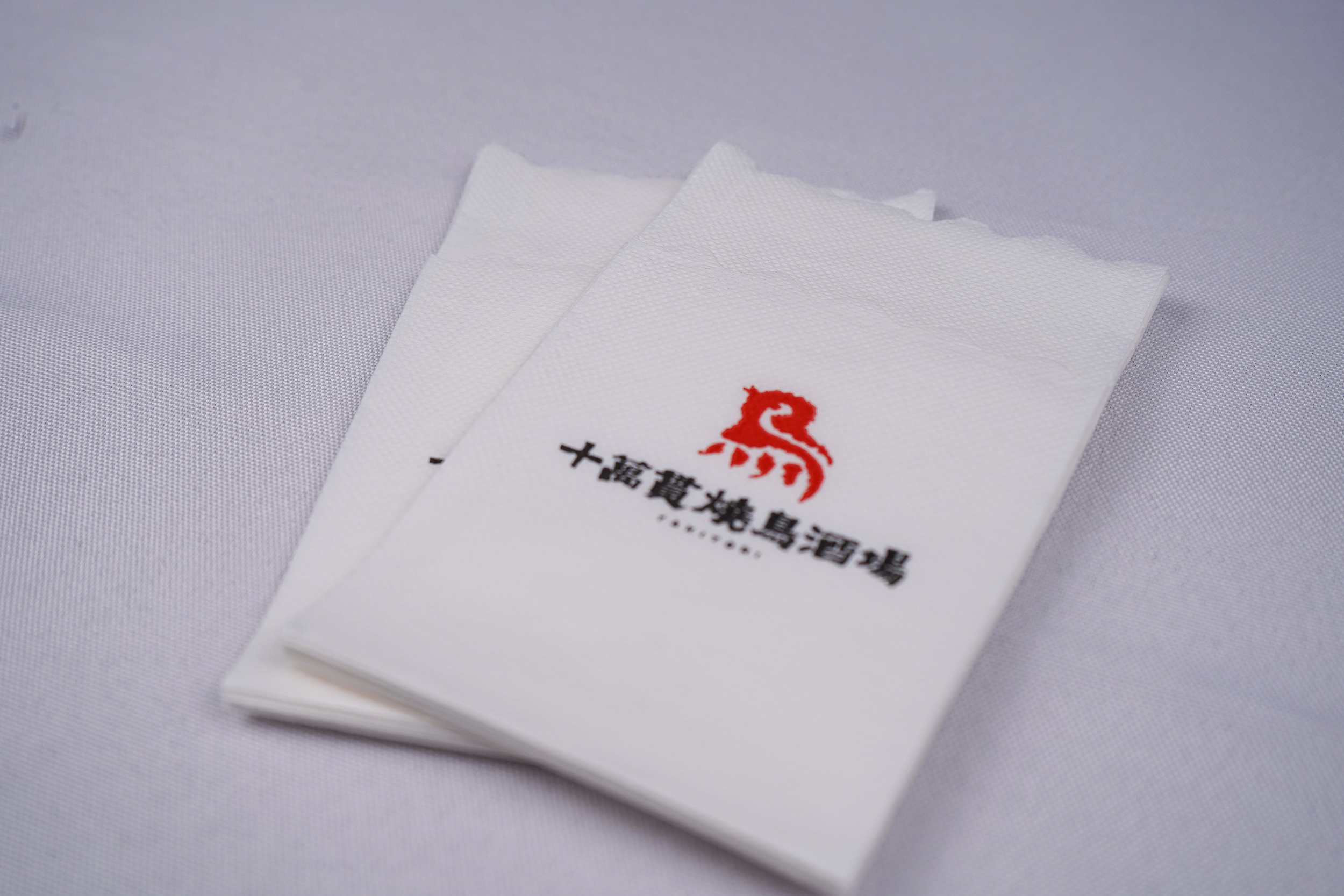 White Scalloped 248*250mm 1Ply Dispenser Napkins White Scalloped 248*250mm 1Ply Dispenser Napkins