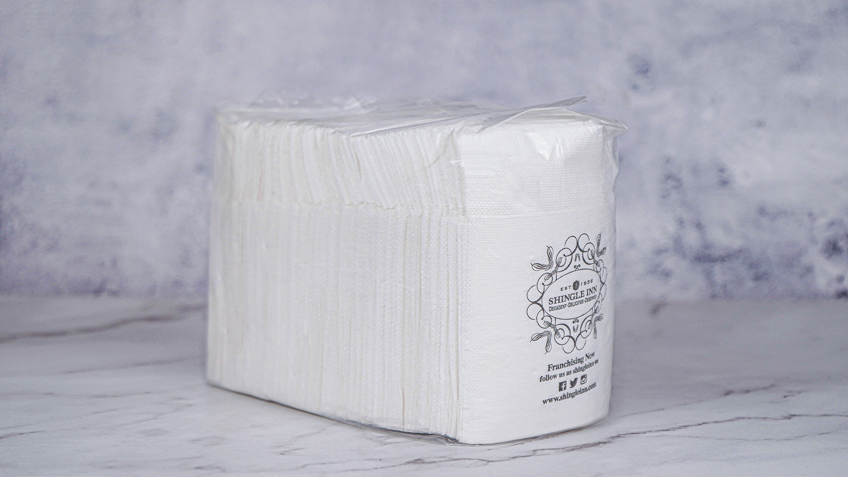 White D Fold 24*22cm 1Ply Dispenser Napkins White D Fold 24*22cm 1Ply Dispenser Napkins