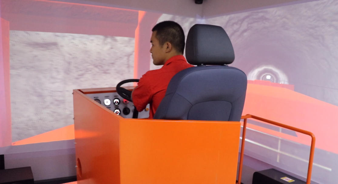 Shanjin Heavy Industry Mine underground Equipment VR simulation Training Base was successfully completed