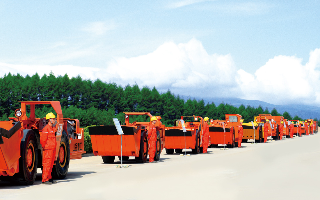 Trackless Equipment