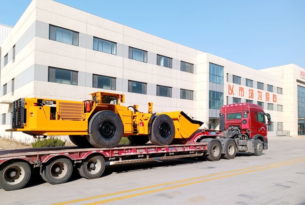 Shanjin Heavy Industry's first batch of 3m3 underground internal combustion scrapers exported in 2023 was successfully issued