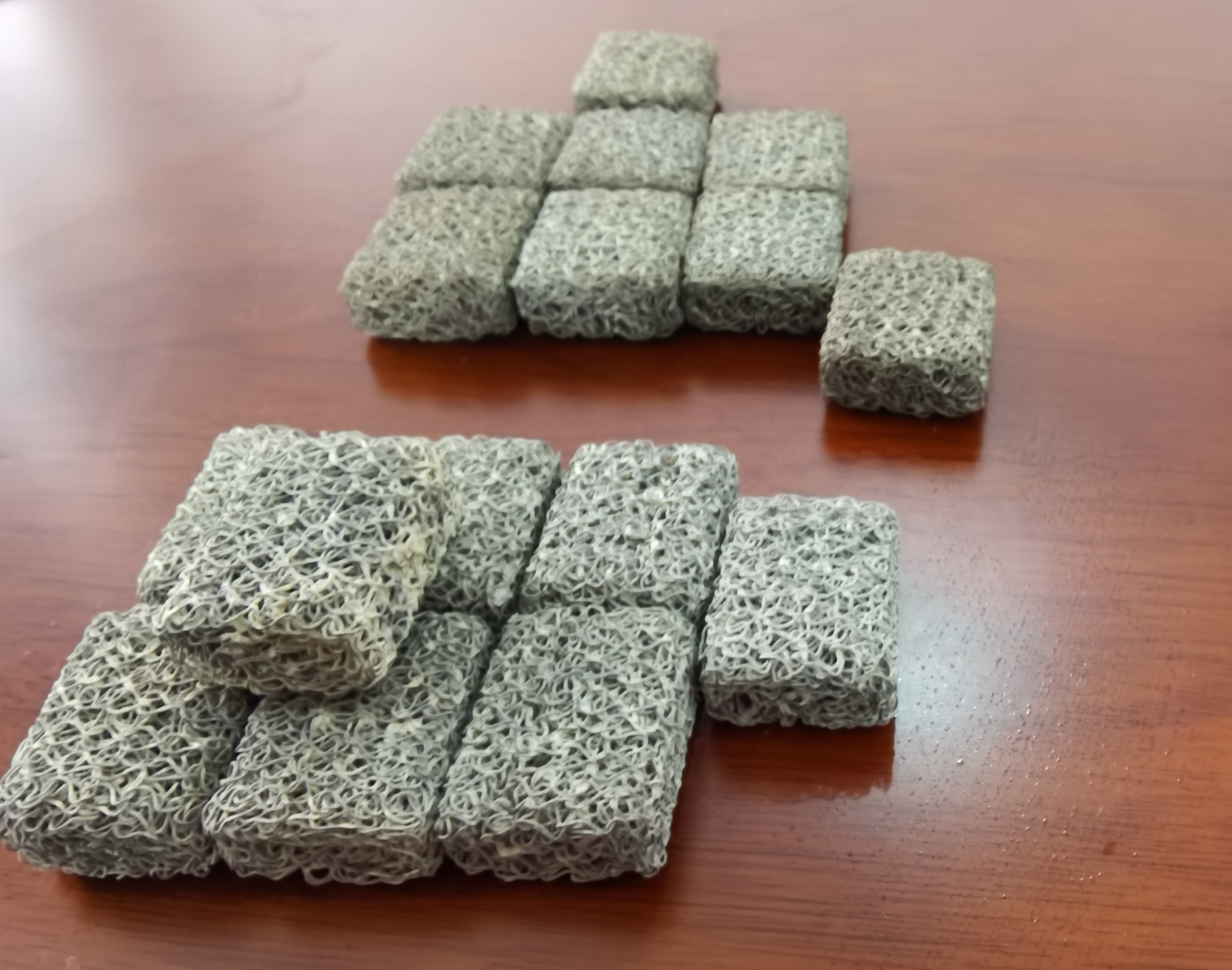 In March 2022, our company's small-engine metallic catalyst passed GB emission and durability tests