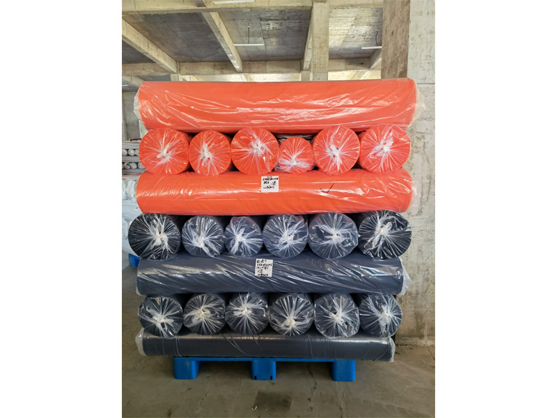 Flame retardant cloth