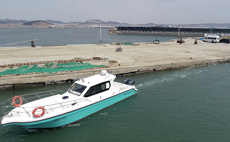 Exploring the Advantages of FRP Sightseeing Boats in Modern Transportation