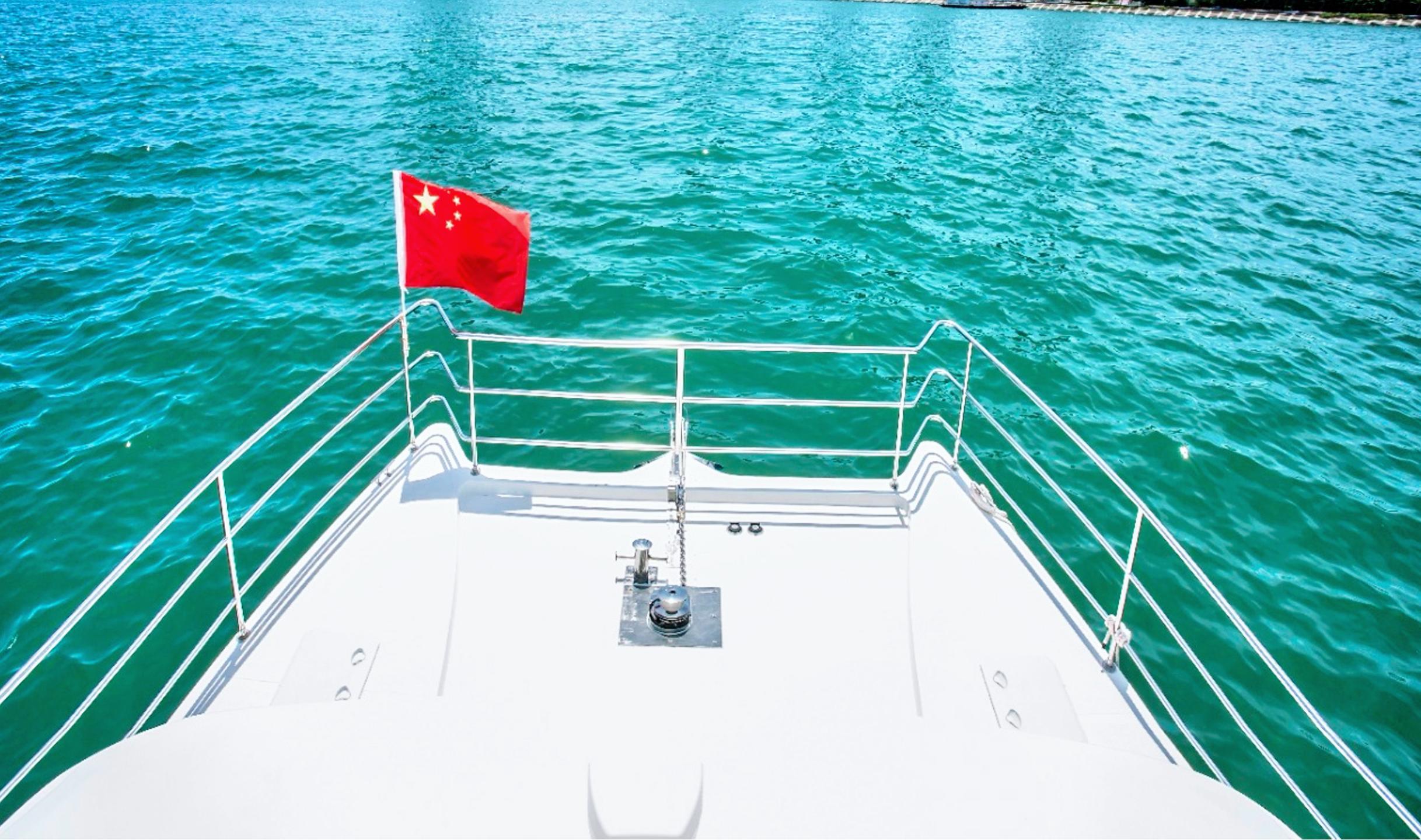 Exploring the Advantages of a 13 Meter FRP Catamaran Yacht