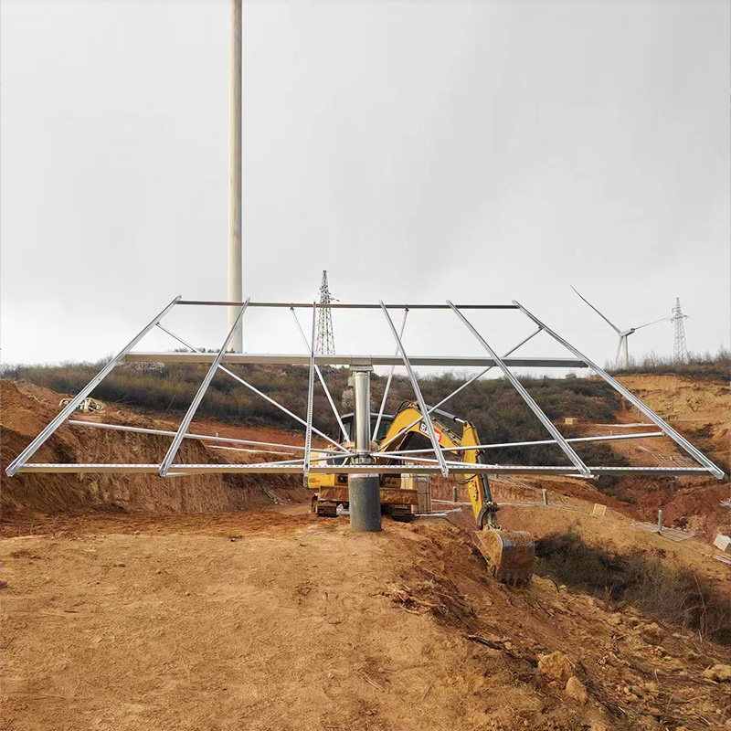 Vertical axis tracking bracket
