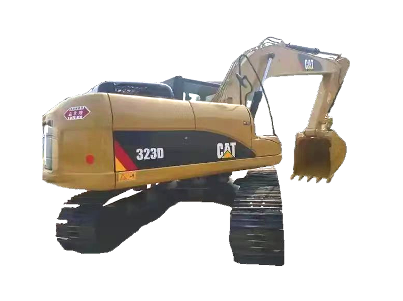 CAT323