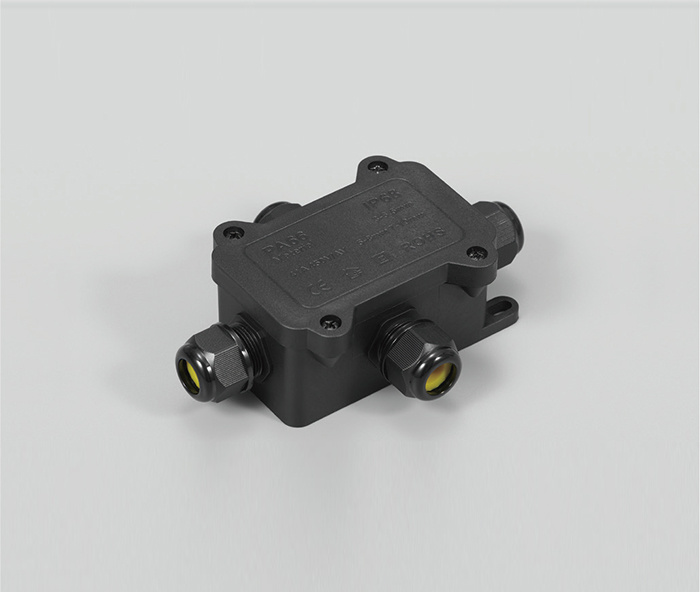 WATERPROOF CONNECTOR    FSH-F1-4T