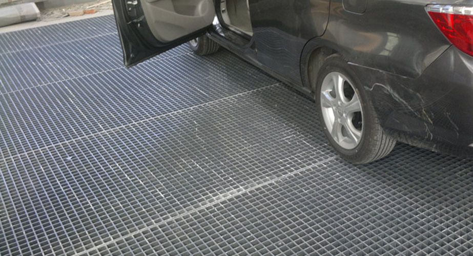 Grille for car washing shop