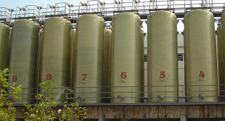 Glass fiber reinforced plastic storage tank