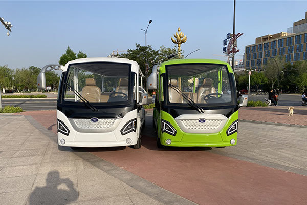 New bus with 5 rows and 14 seats