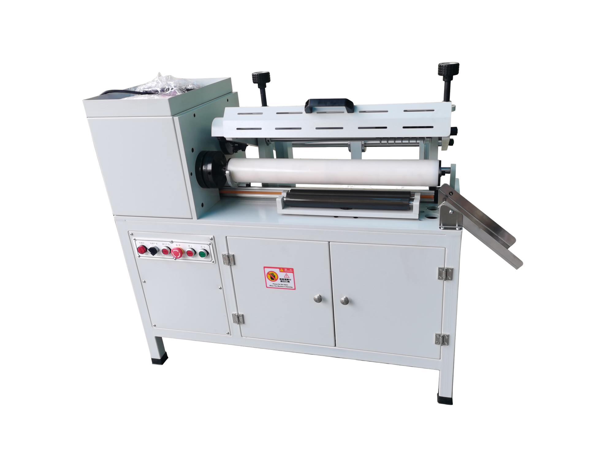 Fully automatic pipe cutting machine