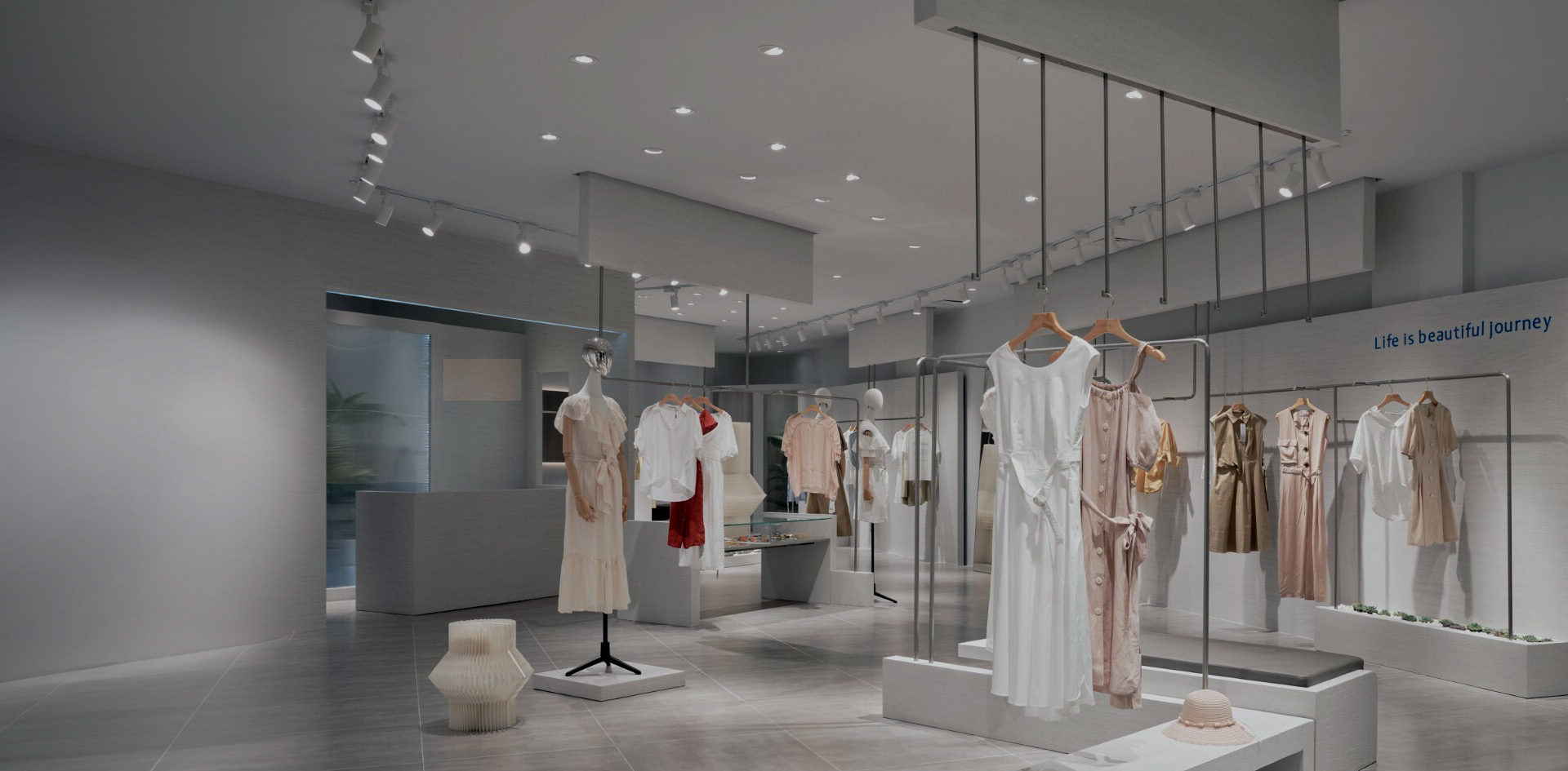 LIGHTING MAGIC, IGNITING SHOPPING PASSION