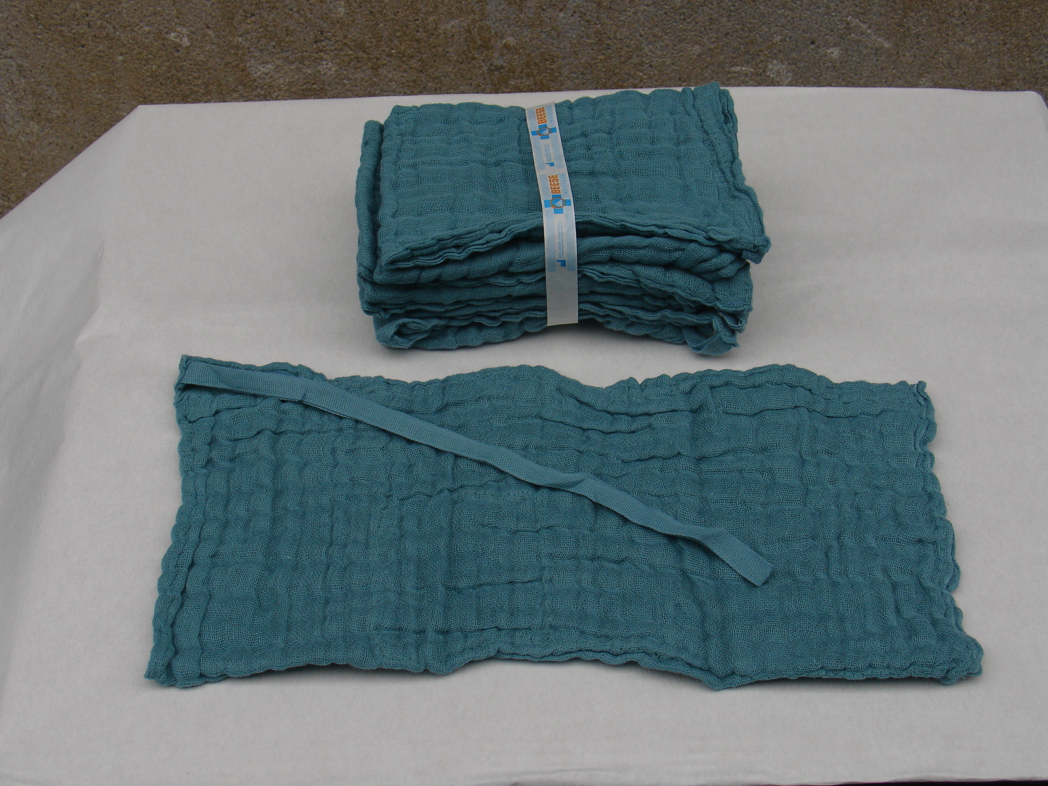 Lap Swab Dyed Green Melted XRD Unwashed Non Sterile