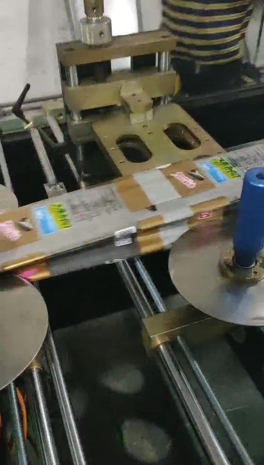 400 type four side seal bag making machine 400 type four side seal bag making machine