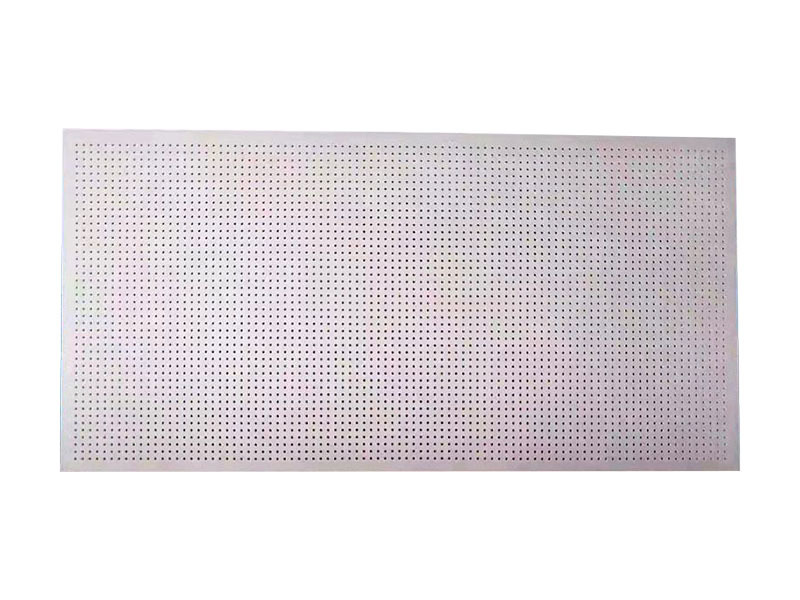 穿孔石膏板