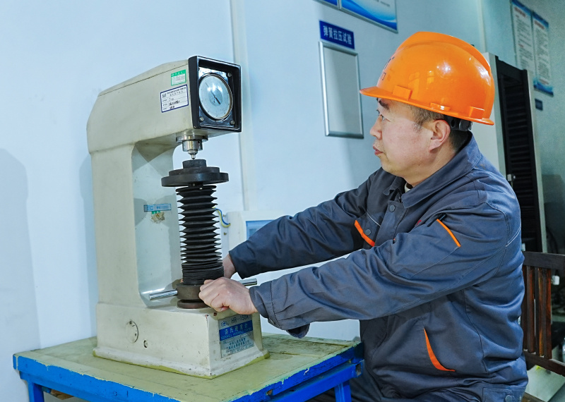 洛氏硬度计 洛氏硬度计