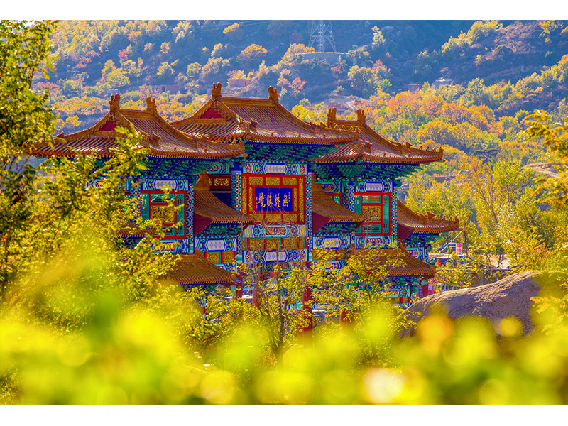 范江明《秋色盤(pán)山》