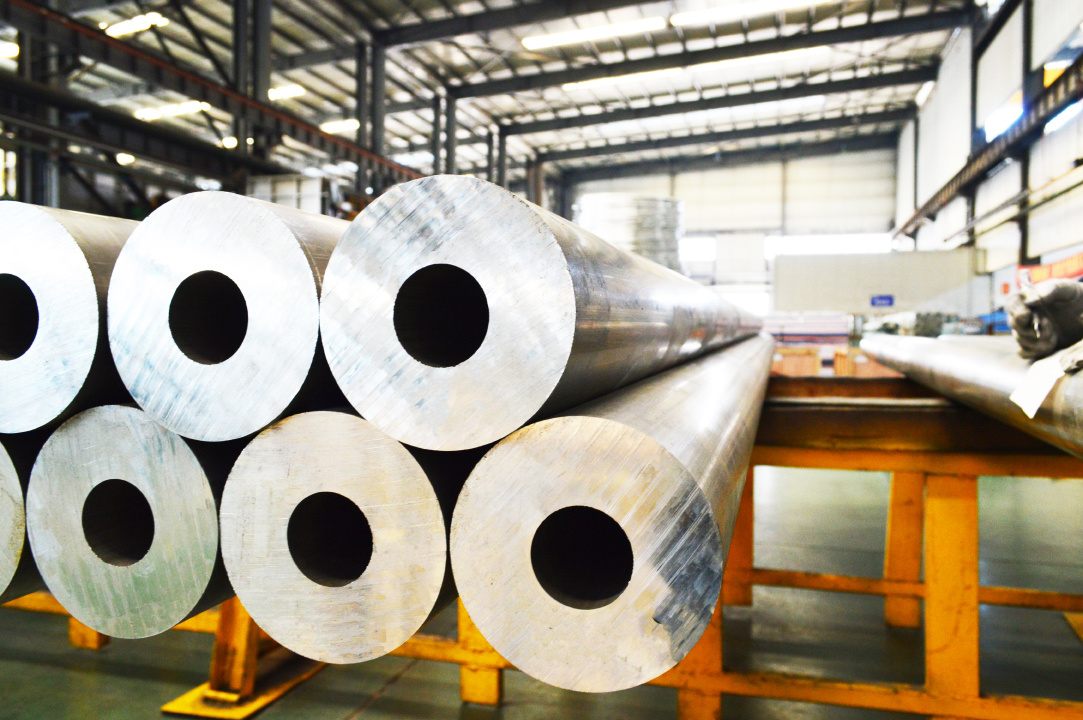 Seamless pipe 6082