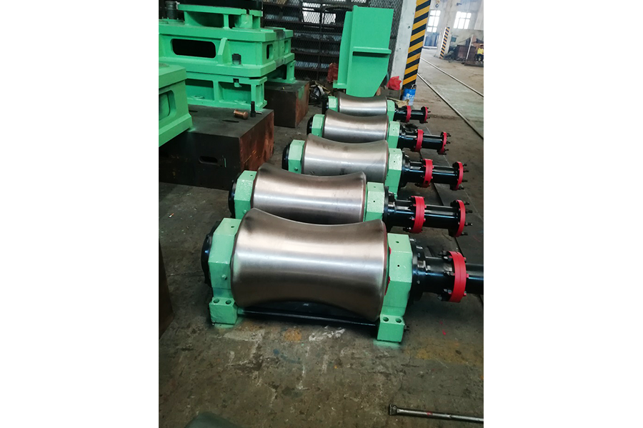焊管矯直機(jī) 焊管矯直機(jī)