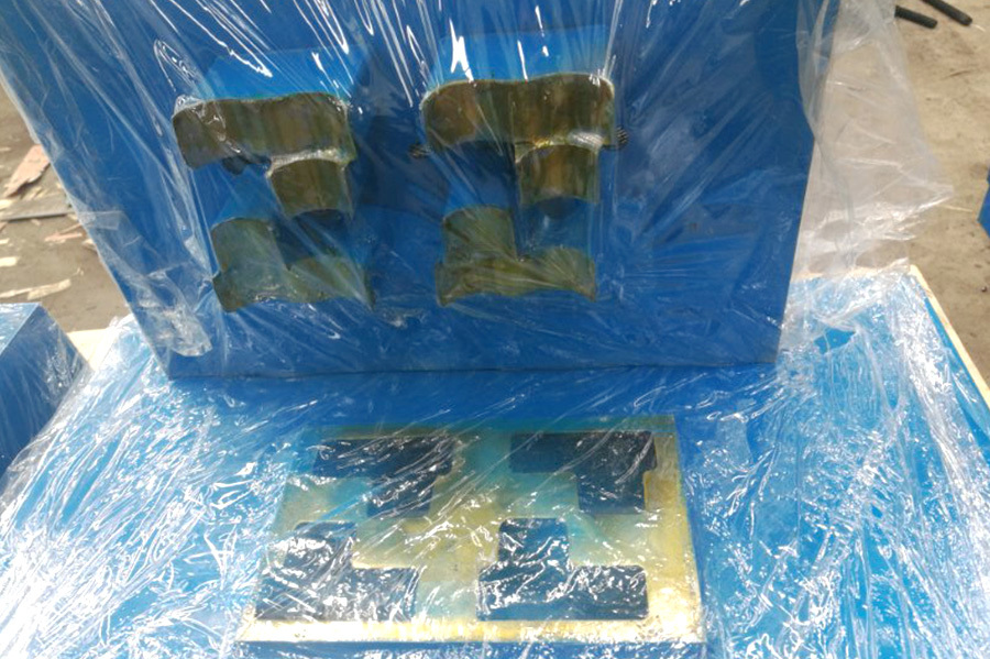 鍛壓設(shè)備用-切邊模具
