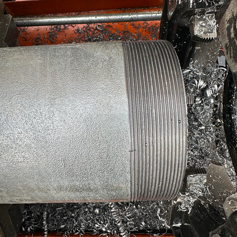 Galvanized threaded pipe