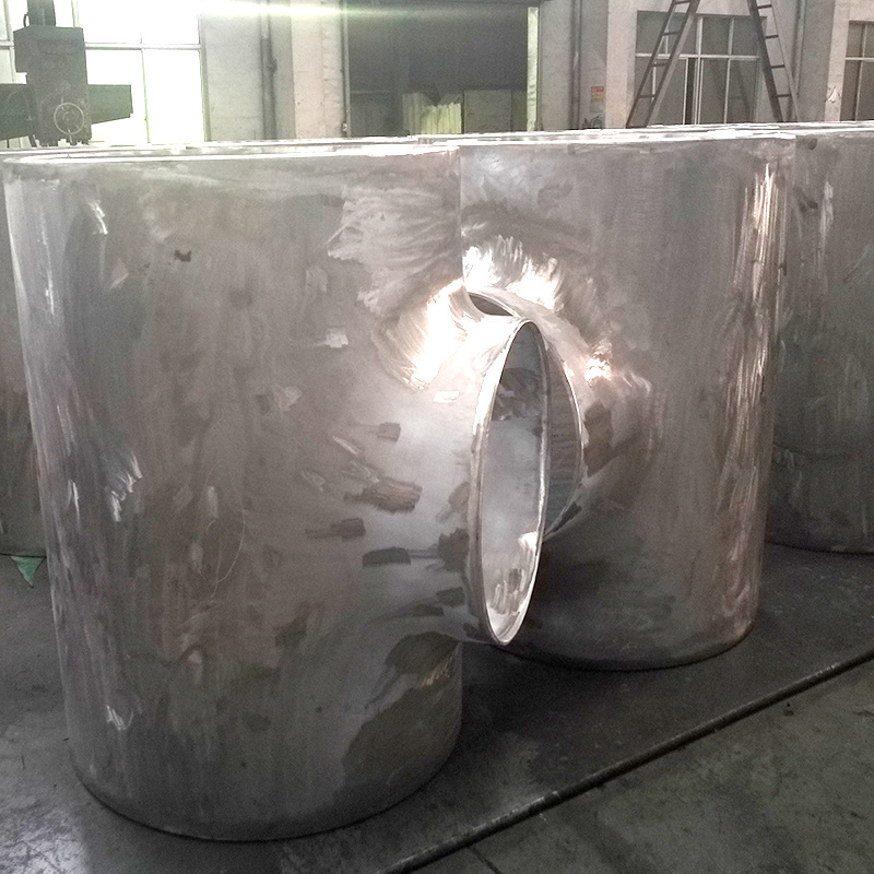 Pipe fittings