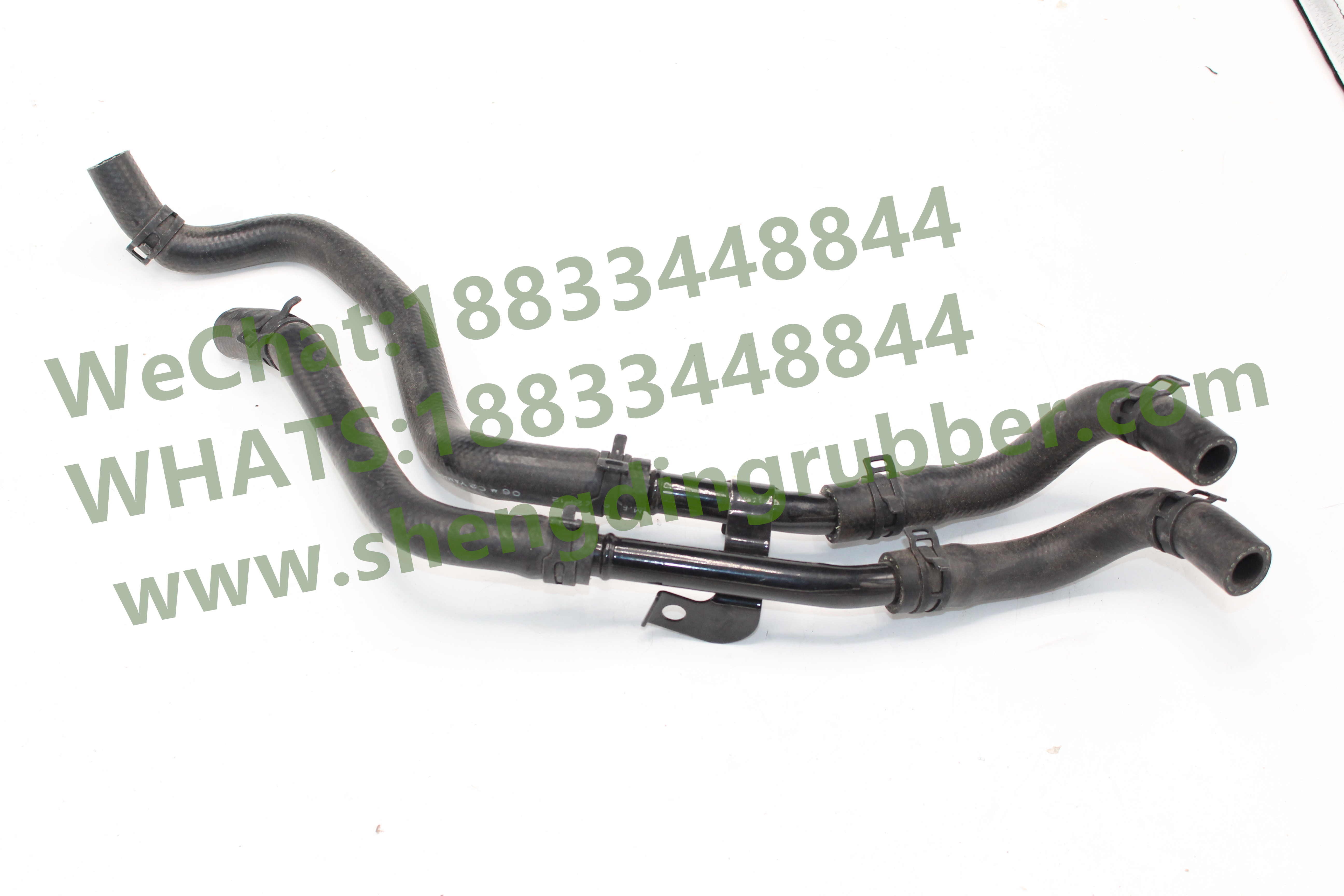 Exploring the Benefits of High-Quality Rubber Hoses for Your Vehicle