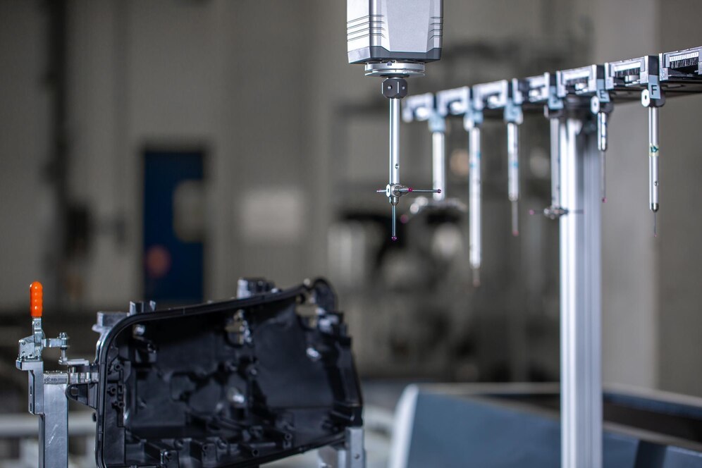 Common materials and characteristics of engine mounts