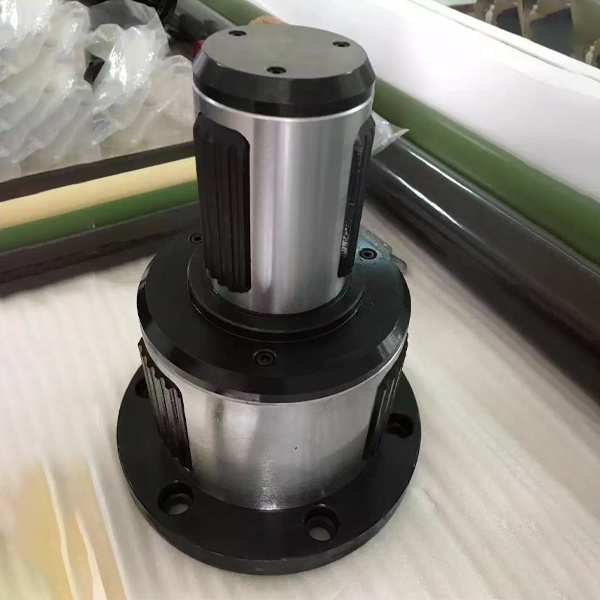 Mechanical chuck