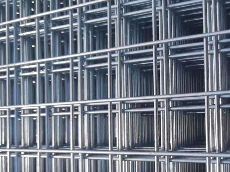 The main uses of stainless steel welded wire mesh The main uses of stainless steel welded wire mesh