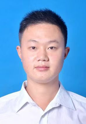 何志伟