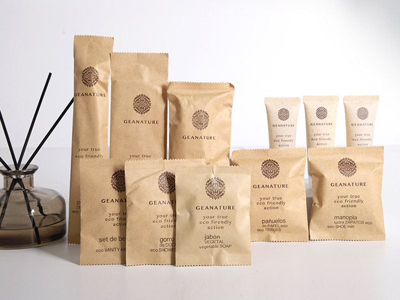 Amenities set by sachets 001