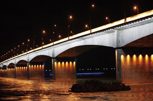 Lighting of Qingyuan Bridge