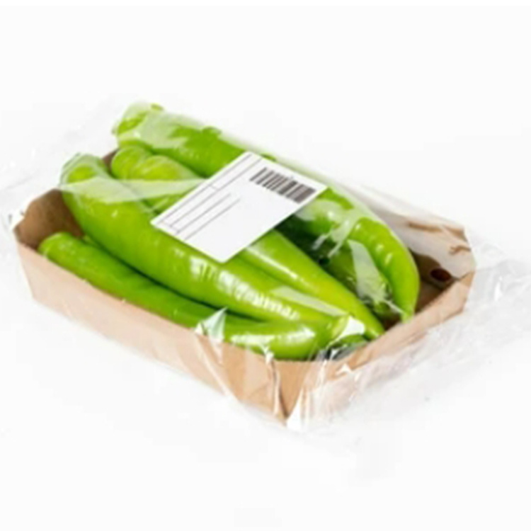 green peppers tray packaging in flow pack