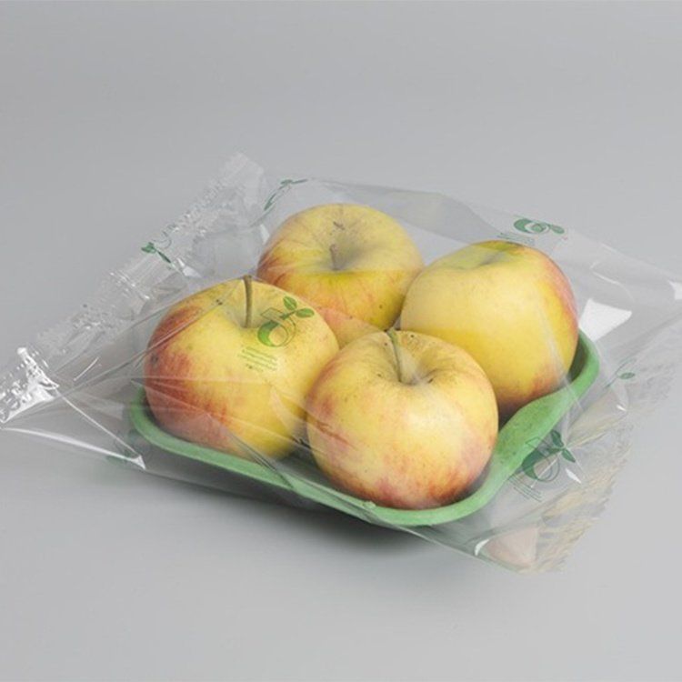 Apple fruit tray packaging using flow packaging