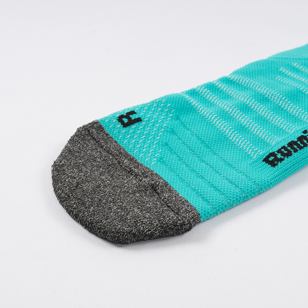 Sports socks
