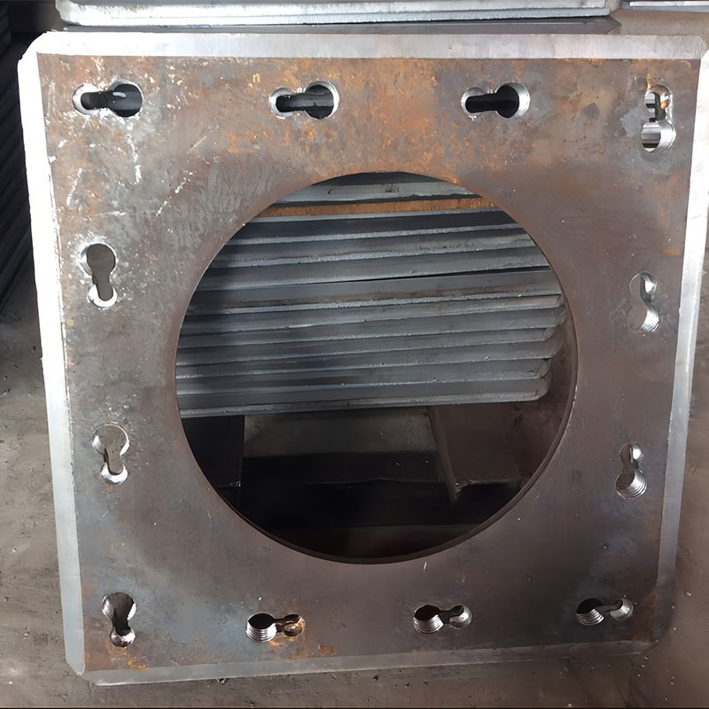 Square end plate