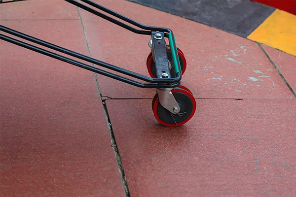 The Birth of the Universal Wheel: A Revolution in Mobility
