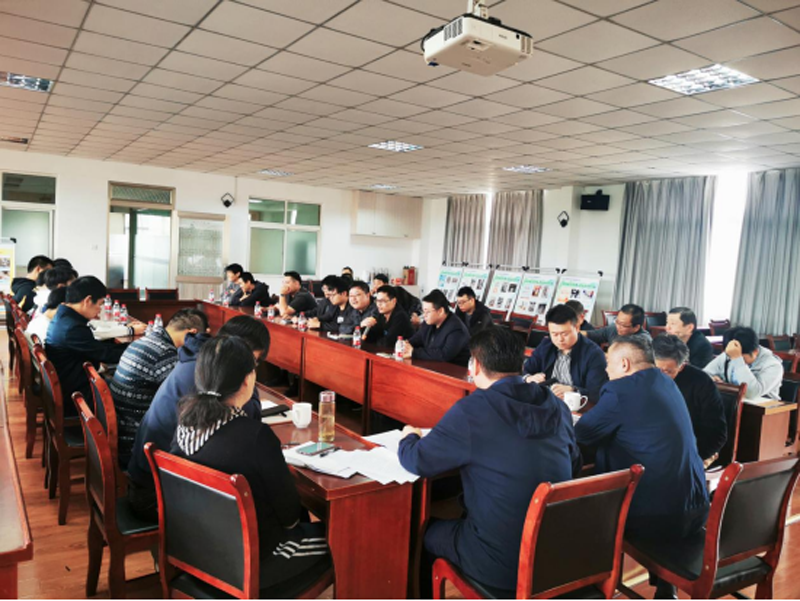 芳华待灼，蓄力深耕      ——华纳集团工程事业部开展实习生座谈会