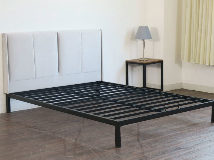 Metal Bed