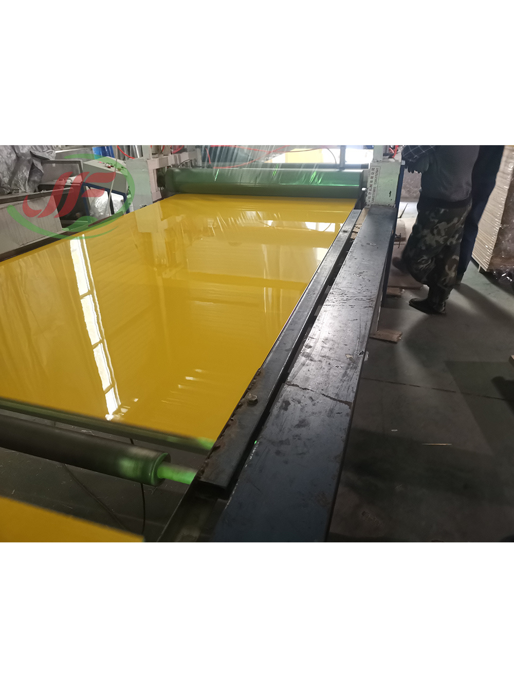 UV PLYWOOD