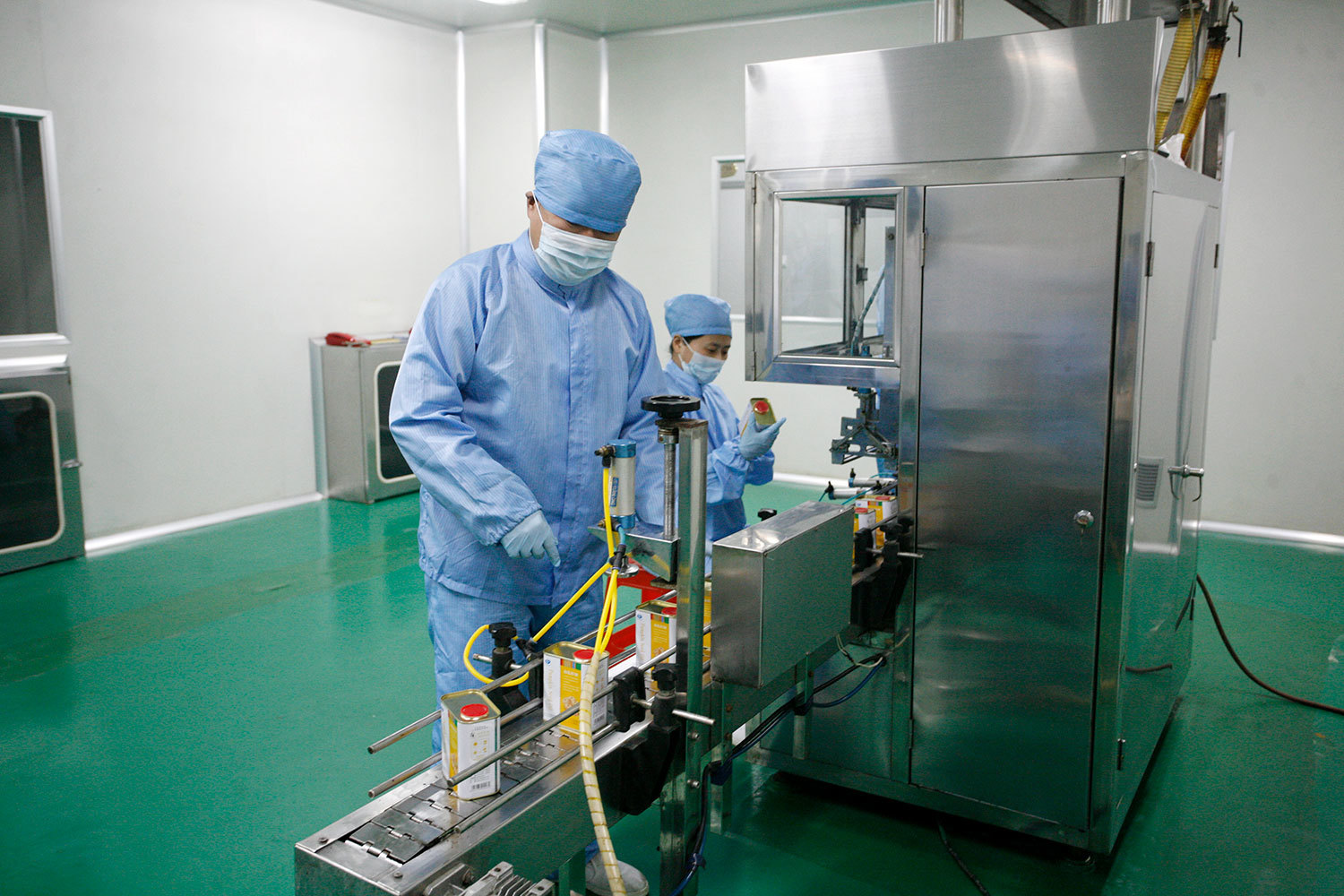Oil filling workshop
