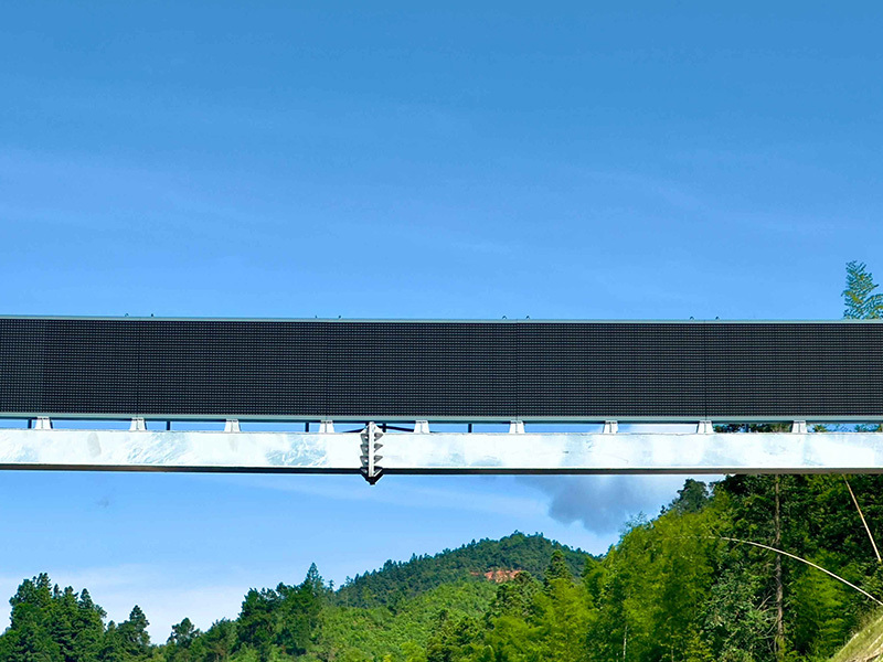 How to choose a traffic LED display screen
