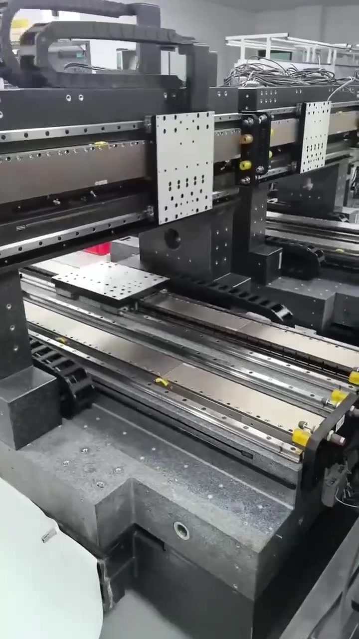 Focusing on Industrial Lineart Motion Solution