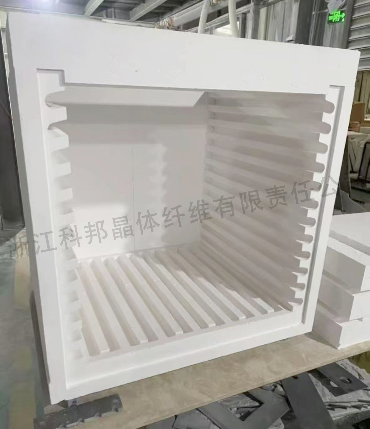 掛絲爐膛，掛絲板