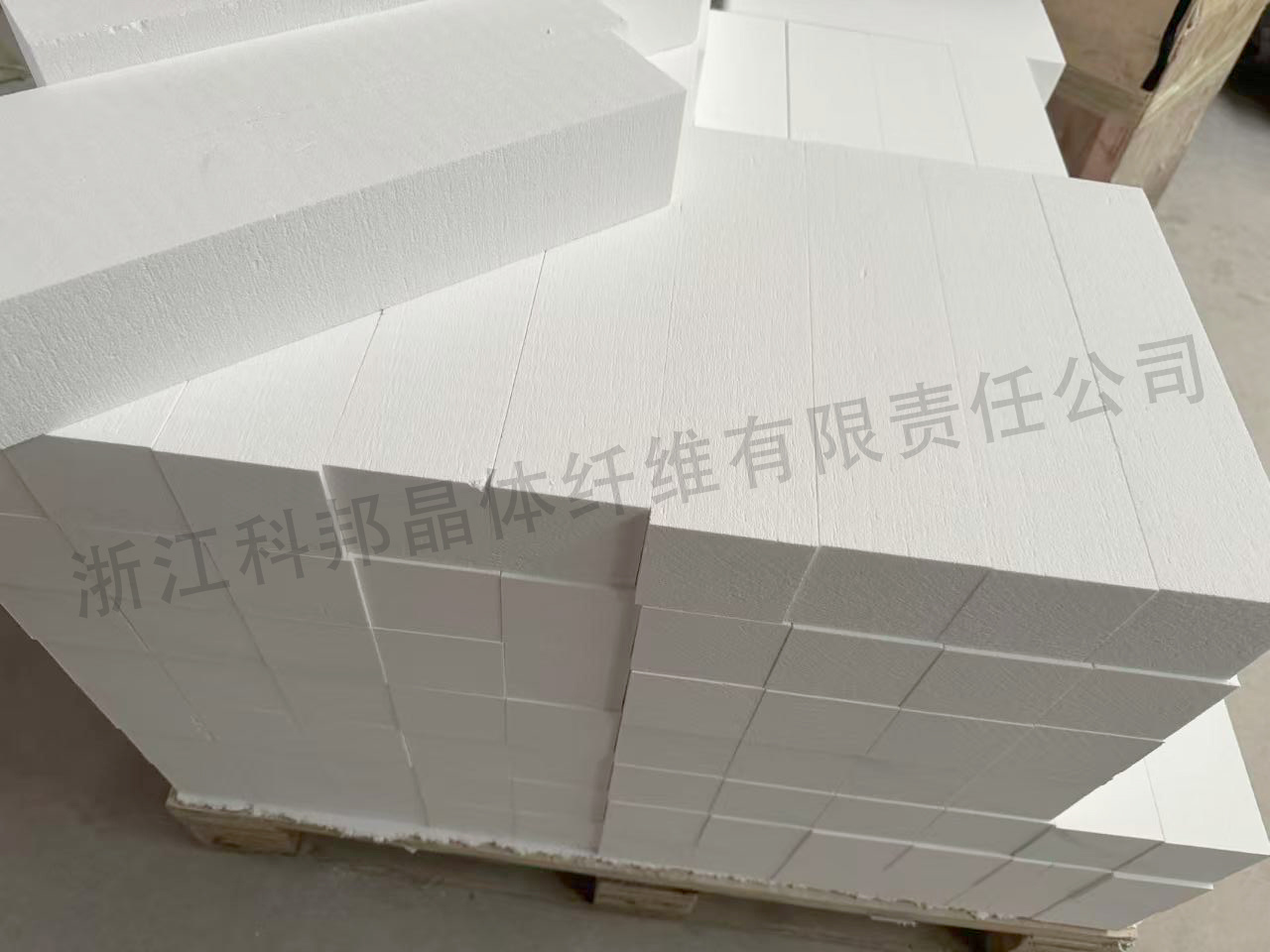 纖維板